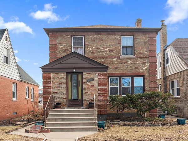 9635 S Francisco Avenue , Evergreen Park, IL 60805