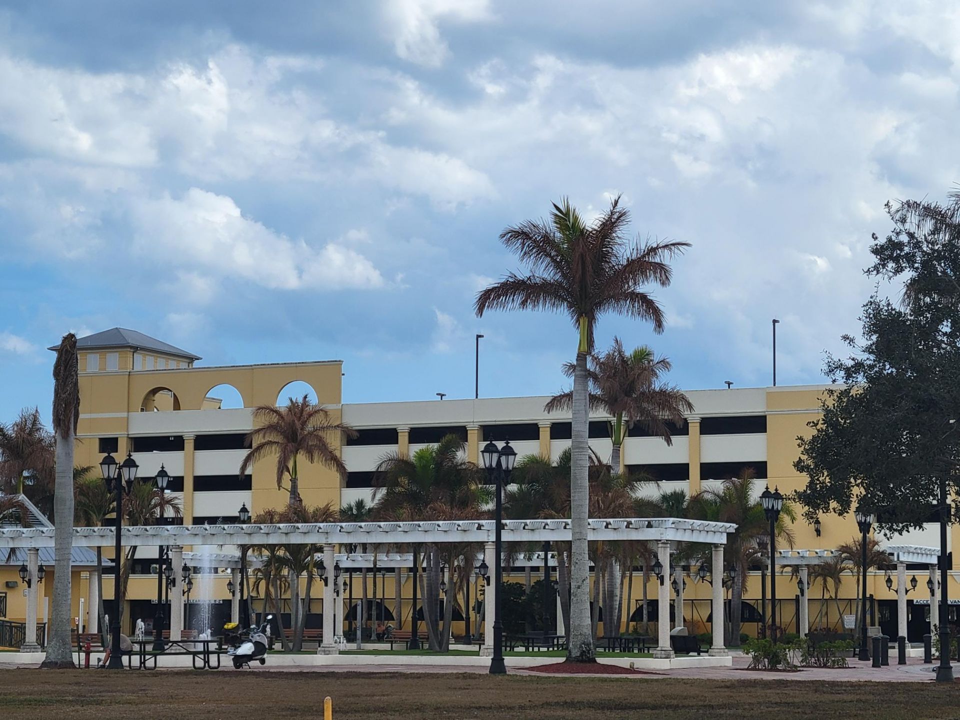 2185 SE Wild Meadow Circle, Port Saint Lucie, FL 34952 Photo