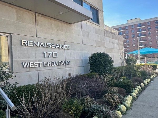 170 W Broadway Street W, Unit 3I, Long Beach, NY 11561