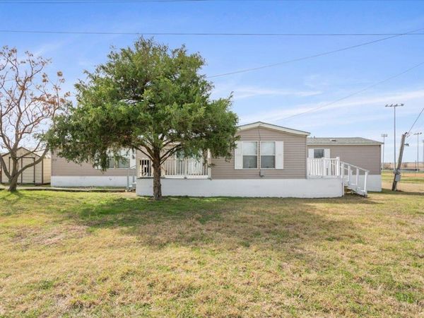 216 Moore ST, Rogers, TX 76569