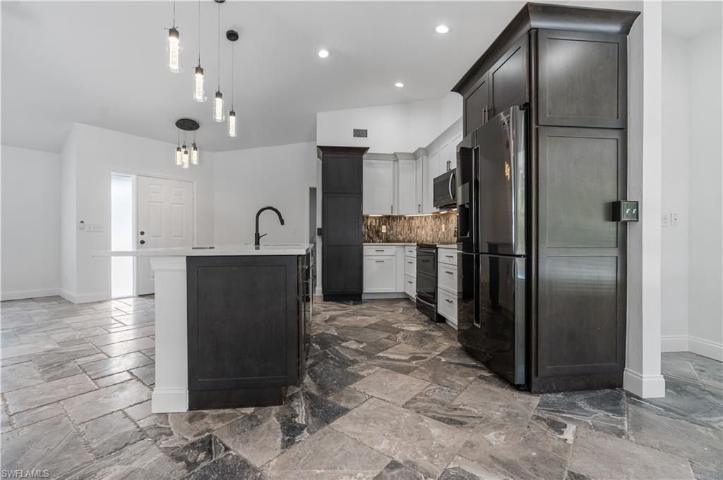 28405 Mango Dr, Bonita Springs, FL 34134 Photo