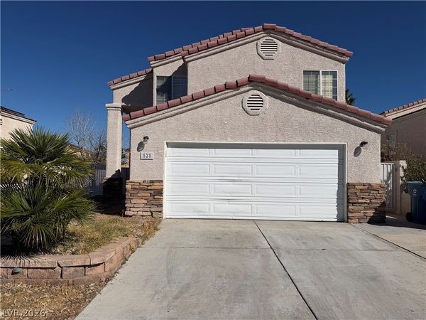 528 S Tomsik Street , Las Vegas, NV 89145