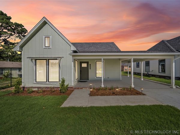 210 S Bluff Street, Unit A, Catoosa, OK 74015