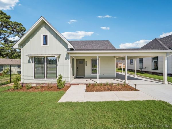 210 S Bluff Street , Unit A, Catoosa, OK 74015