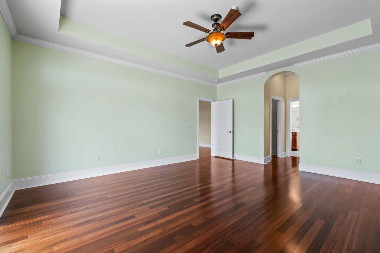 249 Venice Way  Photo 20