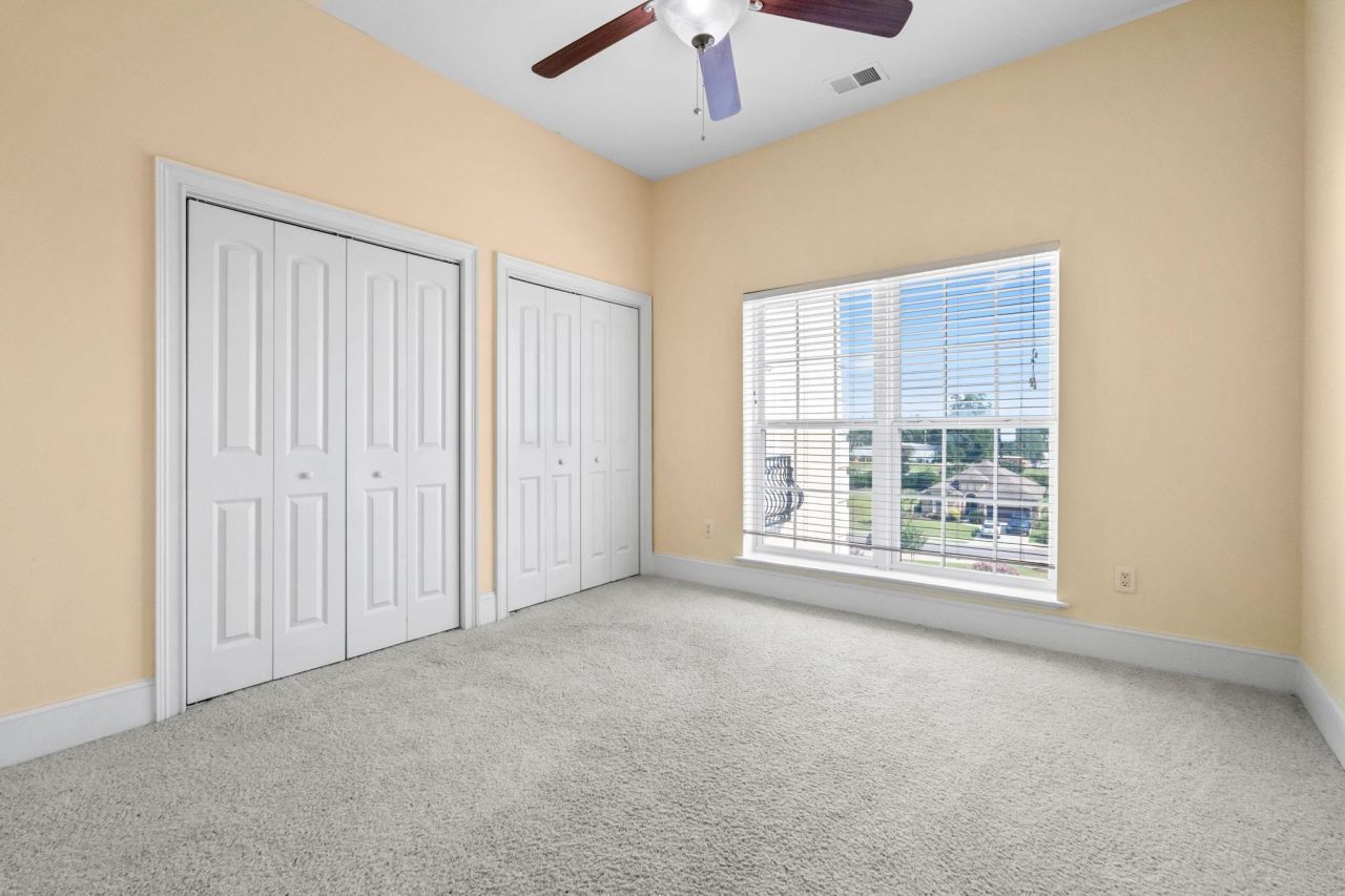 249 Venice Way  Photo 29