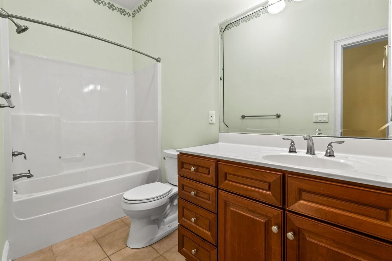 249 Venice Way  Photo 31