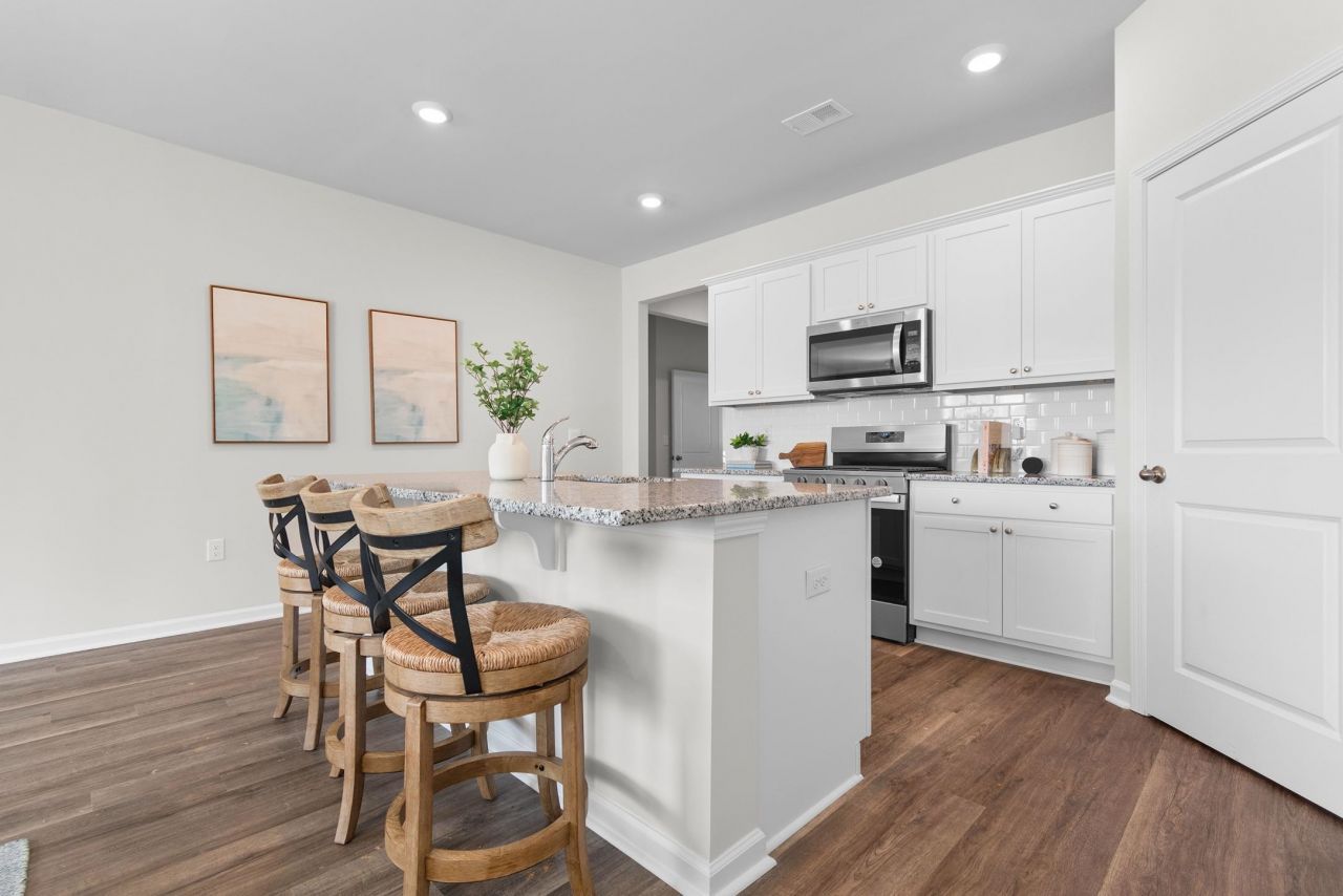 1028 St. Martin St.  Photo 4