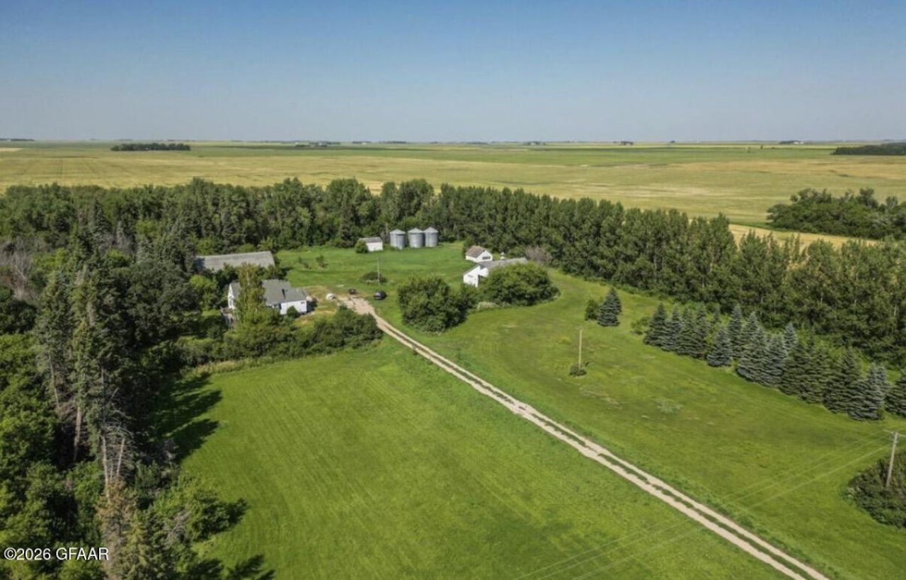 11381 86th Street Ne, Osnabrock, ND 58269 Main Photo