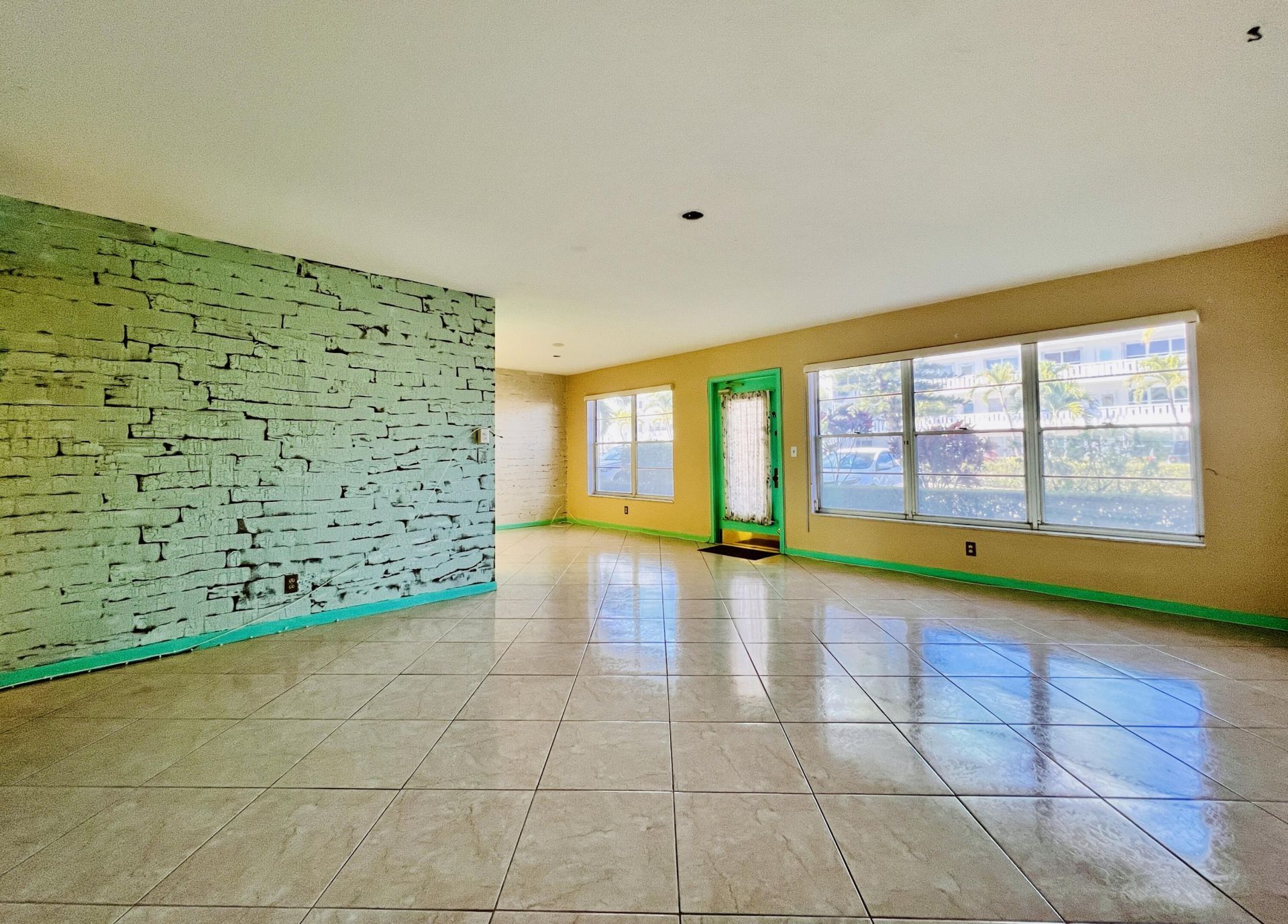110 Wellington B, West Palm Beach, FL 33417 Photo