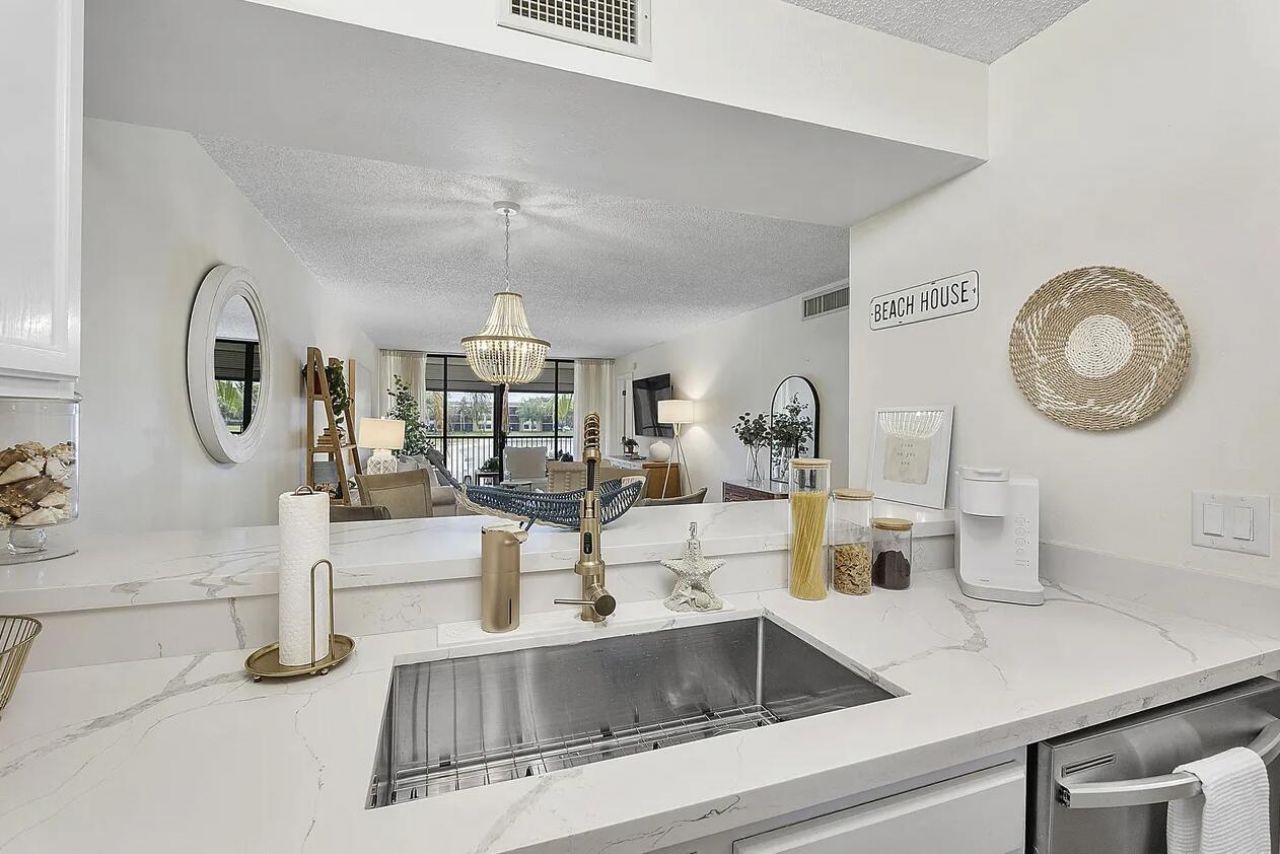 5722 Coral Lake Drive, Unit 210, Margate, FL 33063 Photo