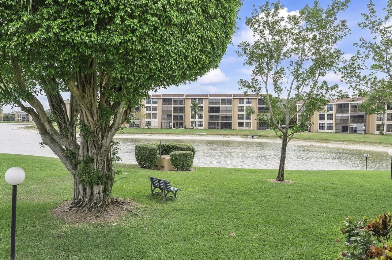 5722 Coral Lake Drive, Unit 210, Margate, FL 33063 Photo