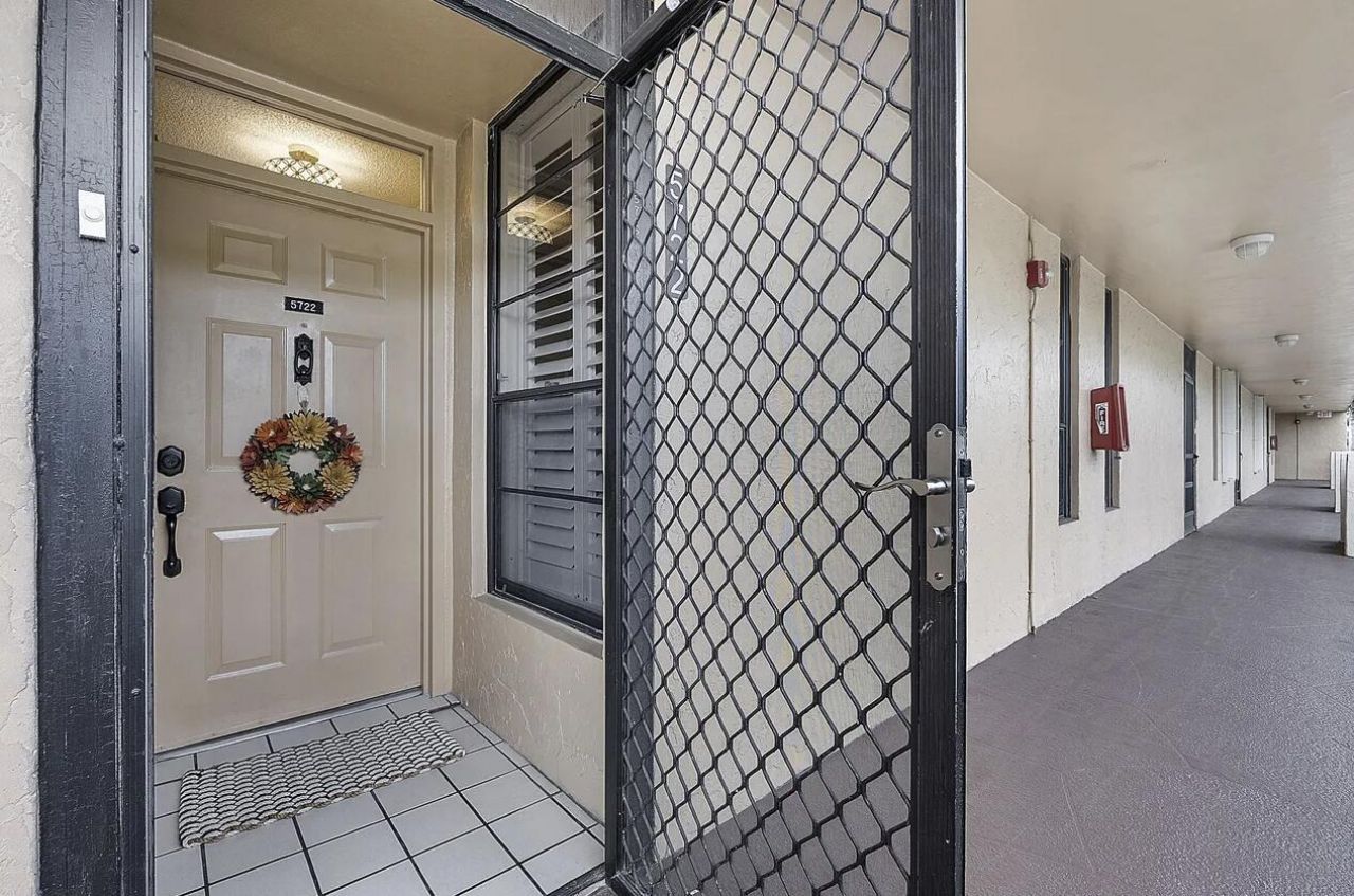 5722 Coral Lake Drive, Unit 210, Margate, FL 33063 Photo