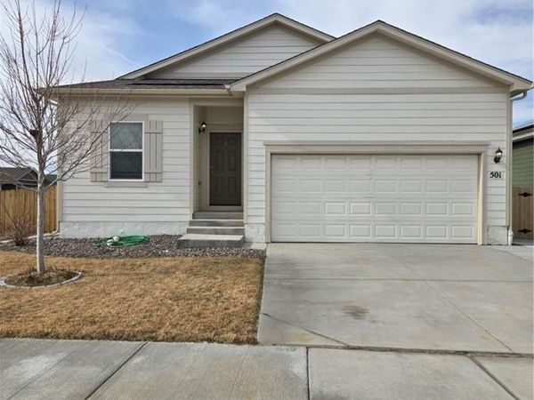 501 Johnson Street , Keenesburg, CO 80643