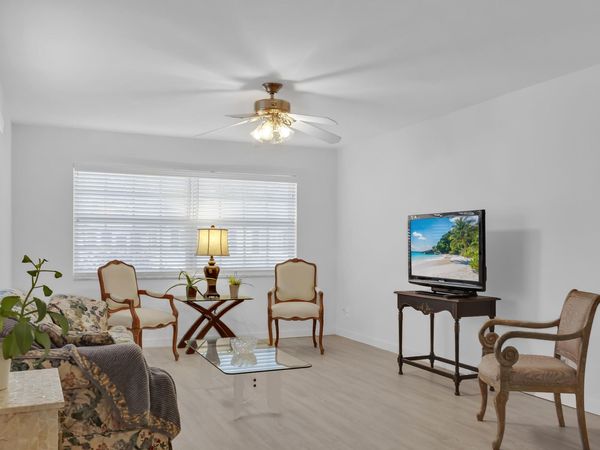 10115 41st Trail S, Unit 169, Boynton Beach, FL 33436