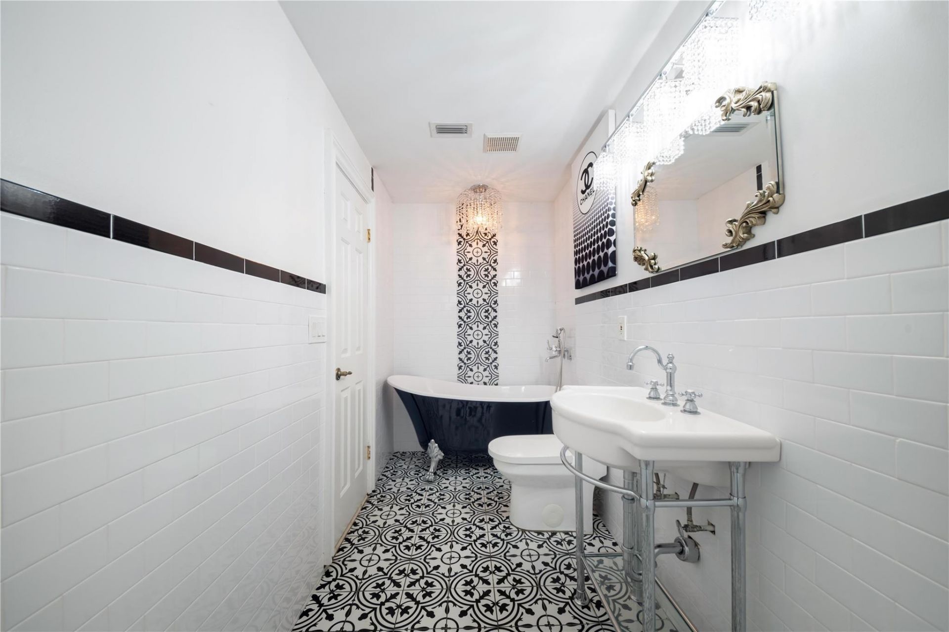 16770 Lakeview Court, Weston, FL 33326 Photo