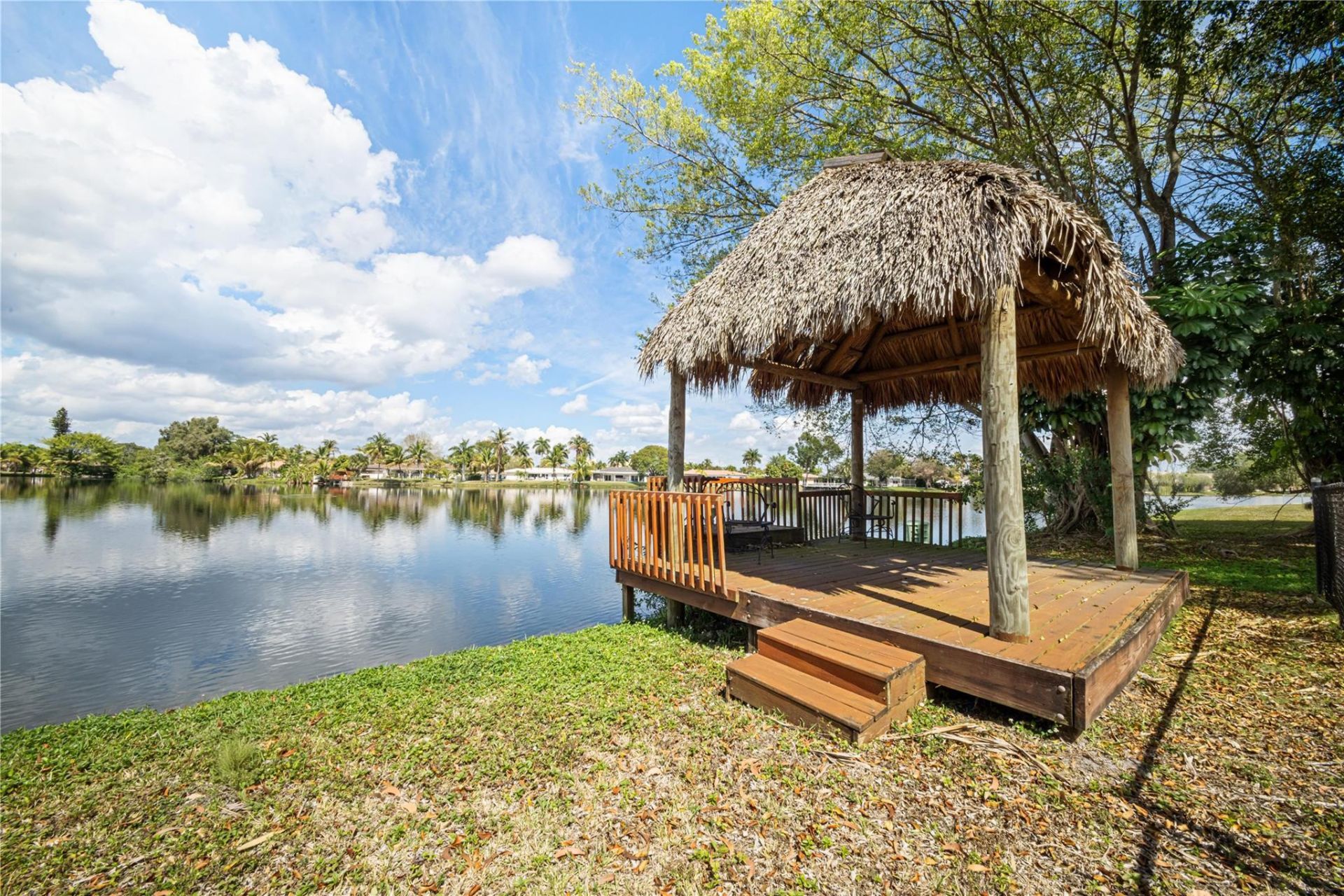 16770 Lakeview Court, Weston, FL 33326 Photo