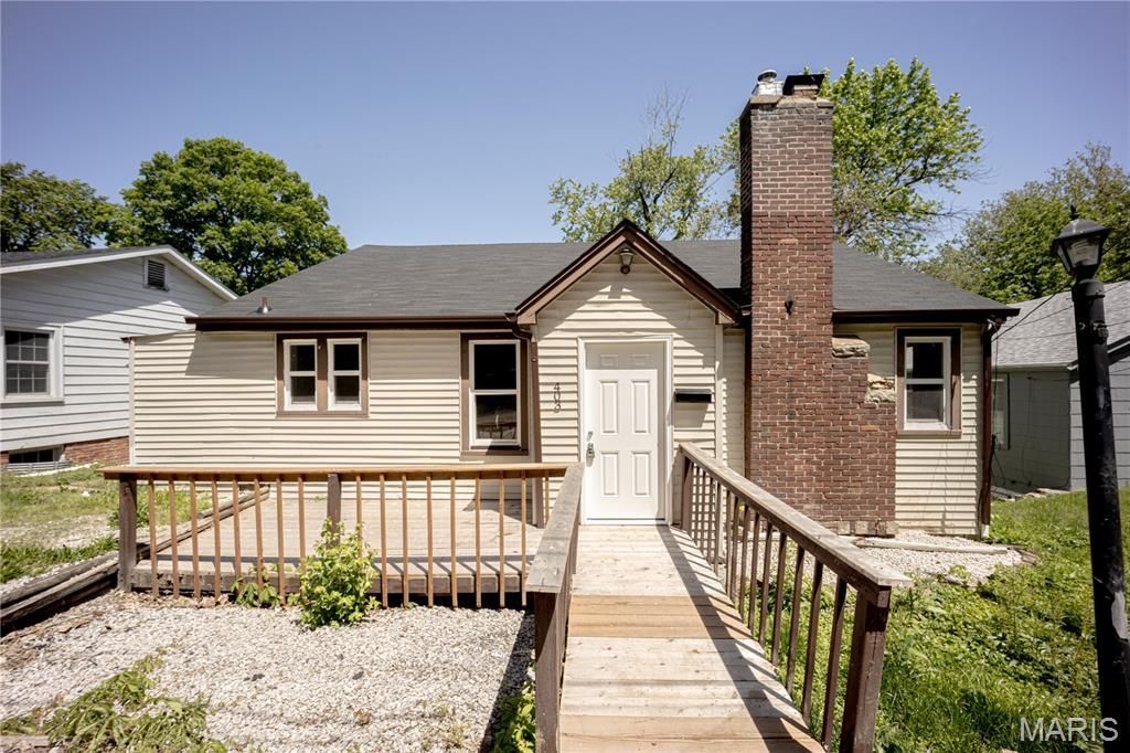 403 W Van Buren Street, Belleville, IL 62220 Main Photo