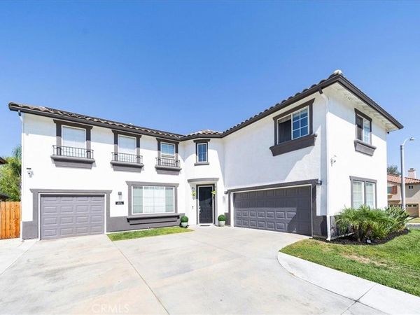 25933 Schafer, Murrieta, CA 92563