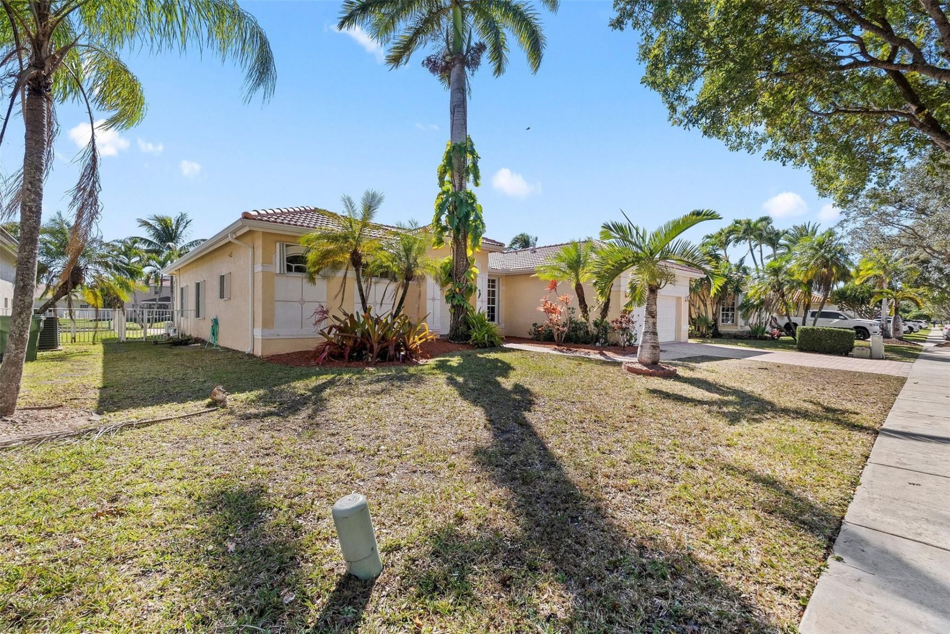 16364 NW 14th Street, Pembroke Pines, FL 33028 Photo