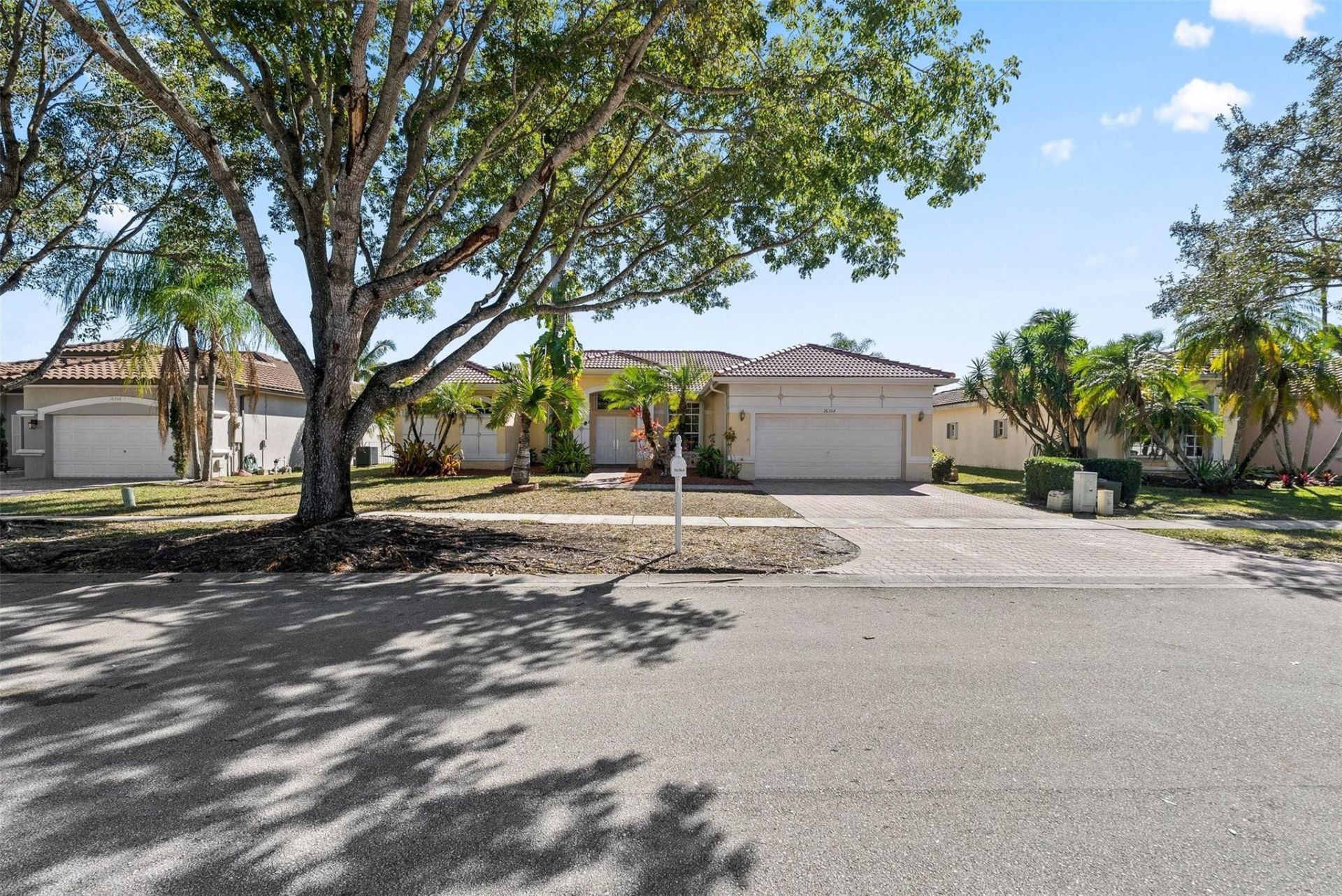 16364 NW 14th Street, Pembroke Pines, FL 33028 Photo