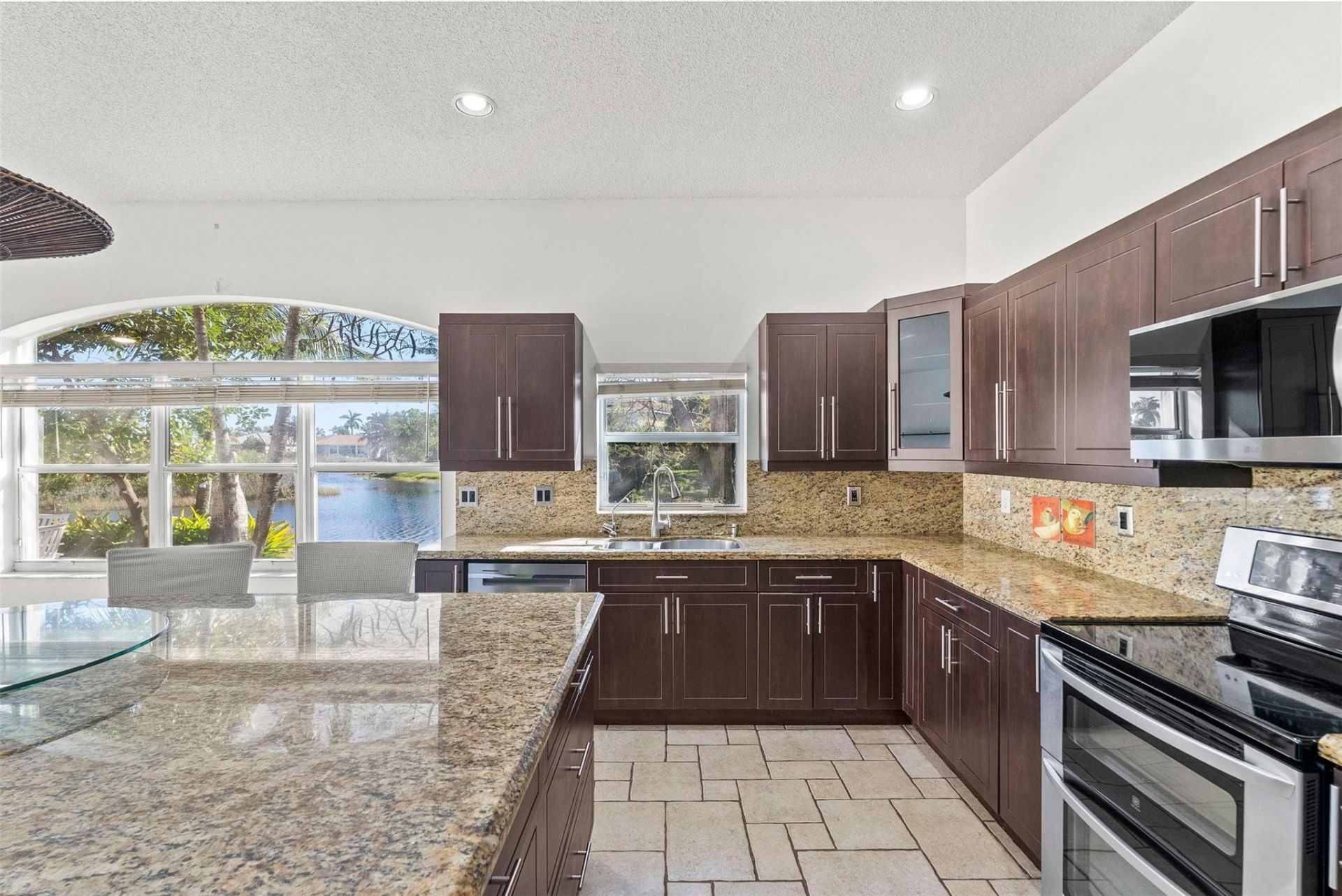 16364 NW 14th Street, Pembroke Pines, FL 33028 Photo