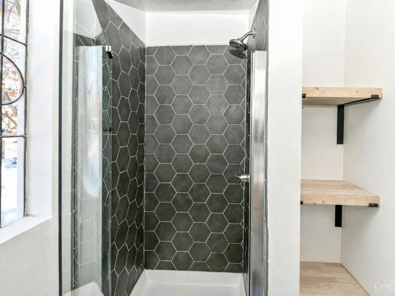 45 S Lake Avenue, Glendale, OH 45246 Photo 18