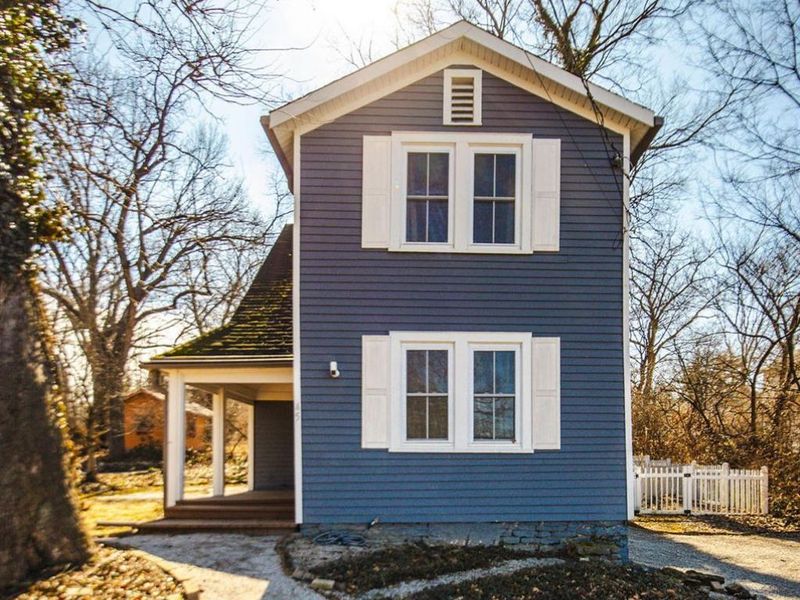 45 S Lake Avenue, Glendale, OH 45246 Photo 2