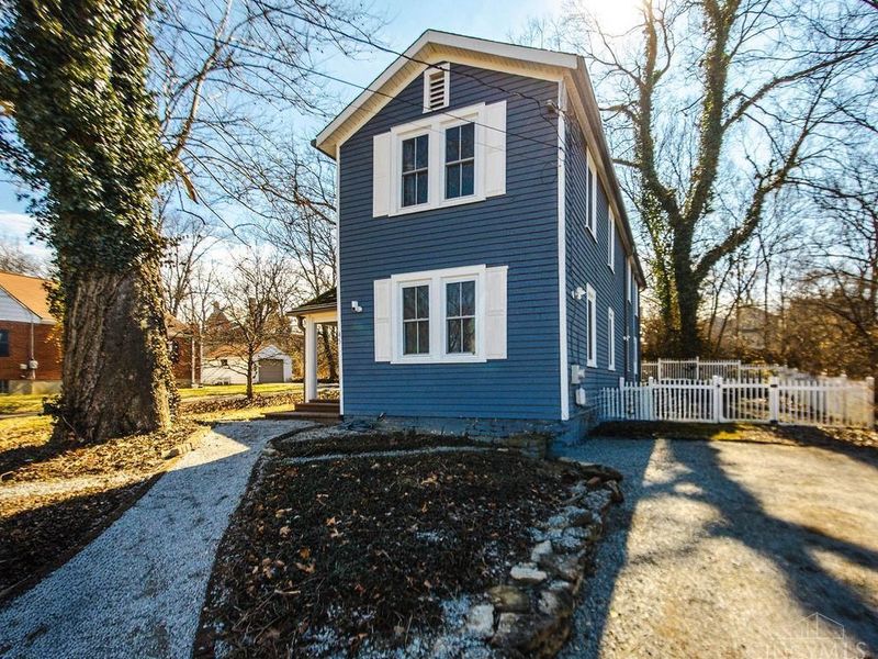 45 S Lake Avenue, Glendale, OH 45246 Photo 4