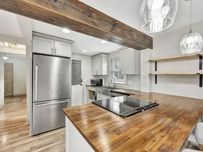 45 S Lake Avenue, Glendale, OH 45246 Photo 6