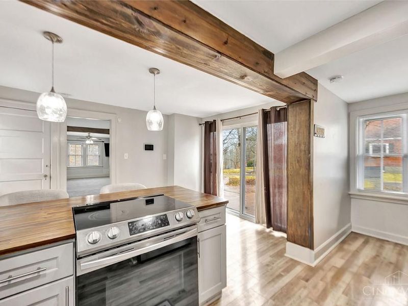 45 S Lake Avenue, Glendale, OH 45246 Photo 7