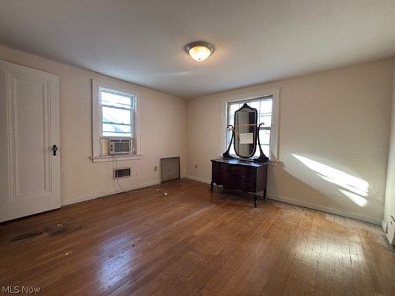 422 N Firestone Boulevard, Akron, OH 44301 Photo 15