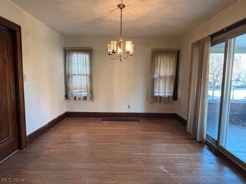 422 N Firestone Boulevard, Akron, OH 44301 Photo 6