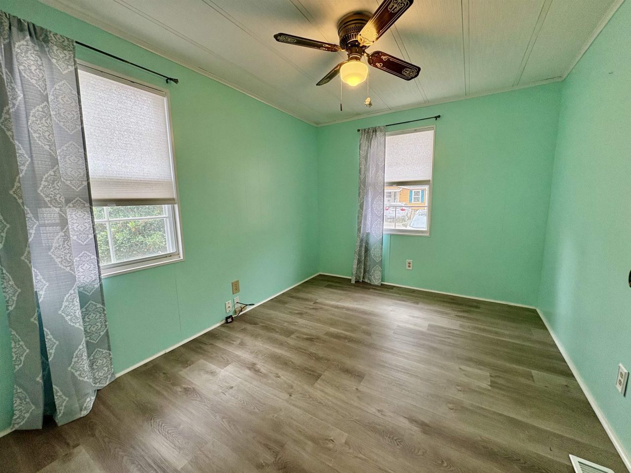 825 Richmond Trail  Photo 10