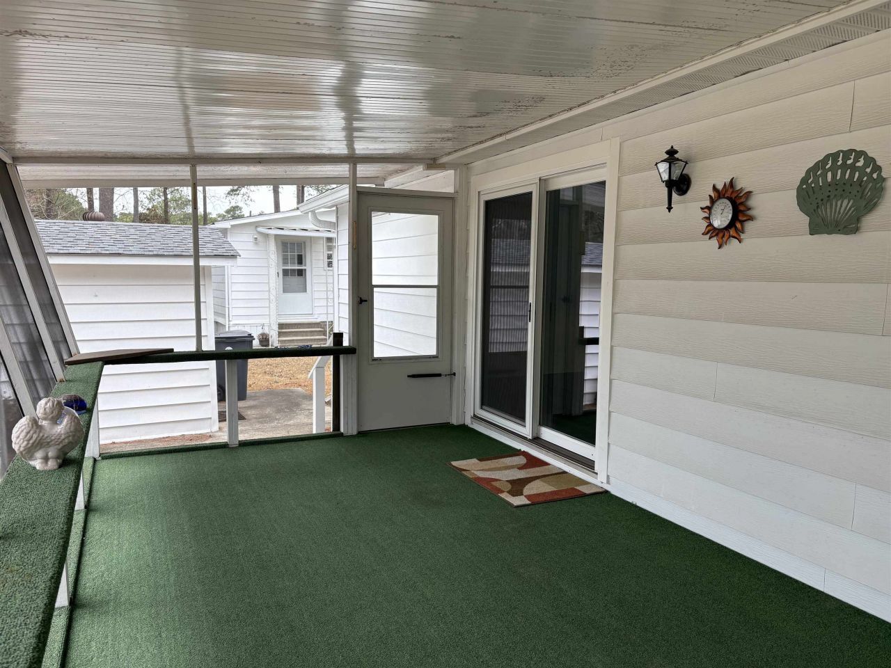 825 Richmond Trail  Photo 14