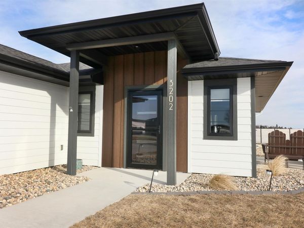 3202 W 3rd Street , Spencer, IA 51301