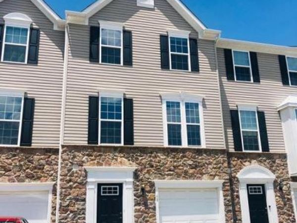 68 BENFORD LANE, EDGEWATER PARK, NJ 08010