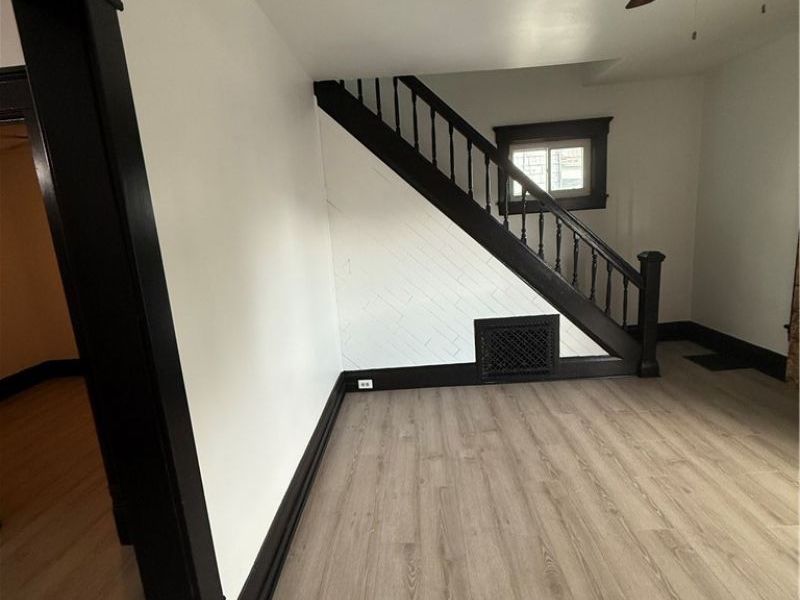 70 Wise Street, Akron, OH 44304 Photo 10