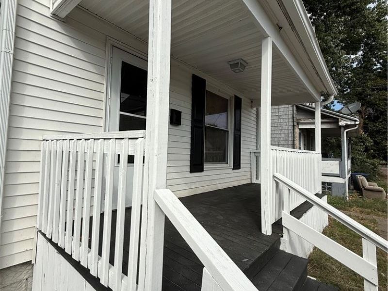 70 Wise Street, Akron, OH 44304 Photo 4