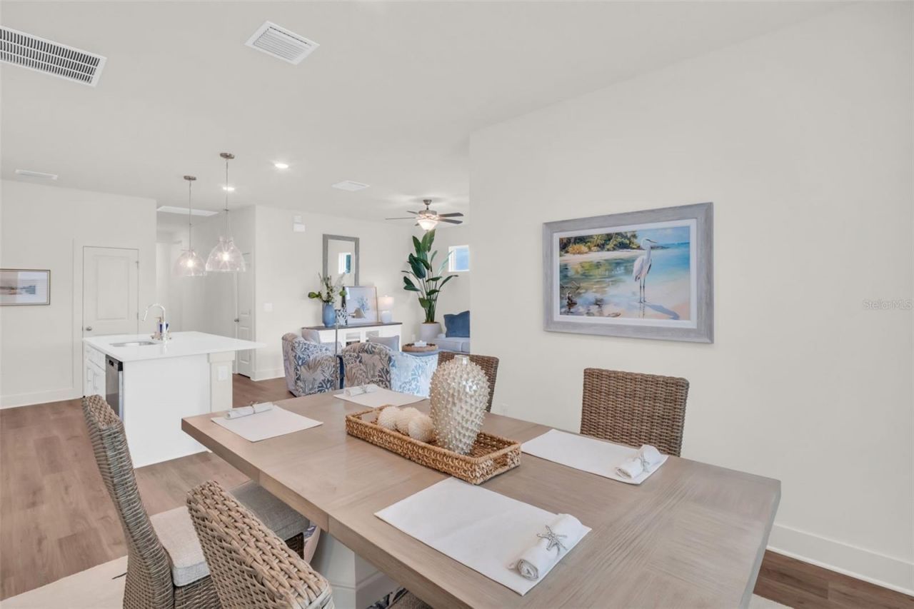 3784 Daybreak Run Loop, Spring Hill, FL 34609 Photo