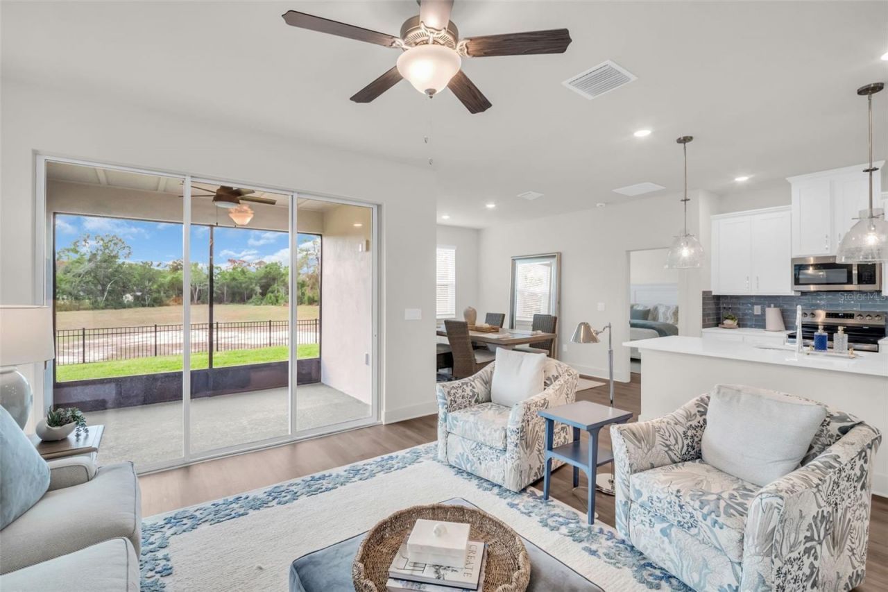 3784 Daybreak Run Loop, Spring Hill, FL 34609 Photo