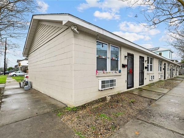 1444 JAPONICA Street , New Orleans, LA 70117