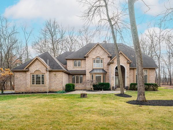 7415 Forest Oak Drive, McHenry, IL 60050