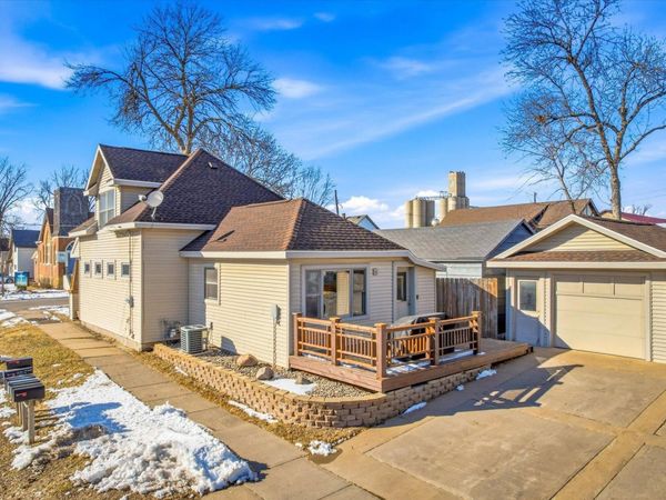 1090 7th Avenue, Baldwin, WI 54002