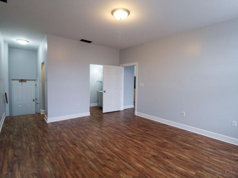 432 Hopkins St, Cincinnati, OH 45203 Photo 16