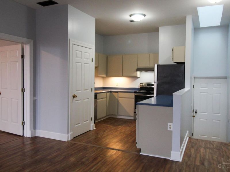 432 Hopkins St, Cincinnati, OH 45203 Photo 20