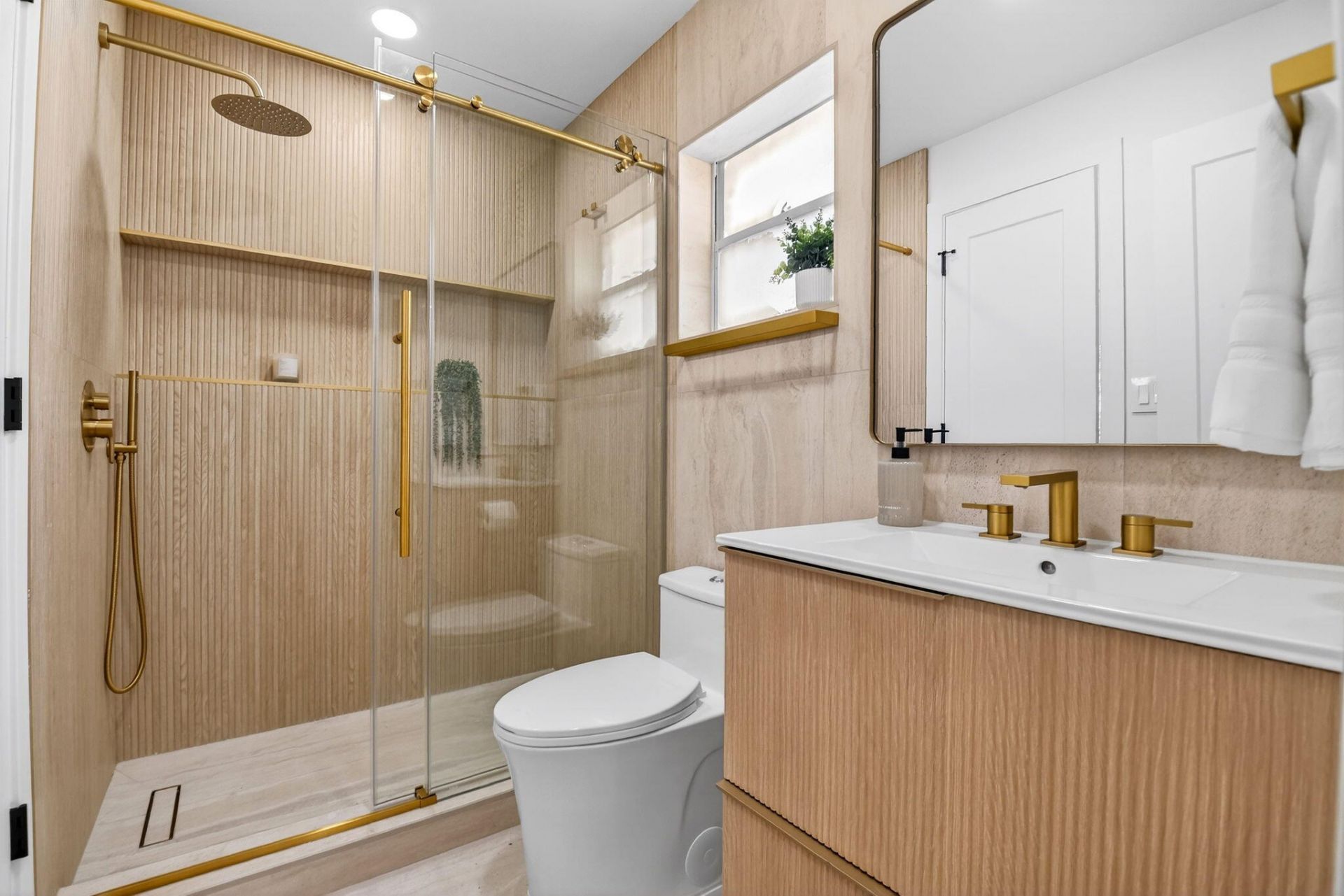 2001 SW Roma Way Sw, Boynton Beach, FL 33426 Photo