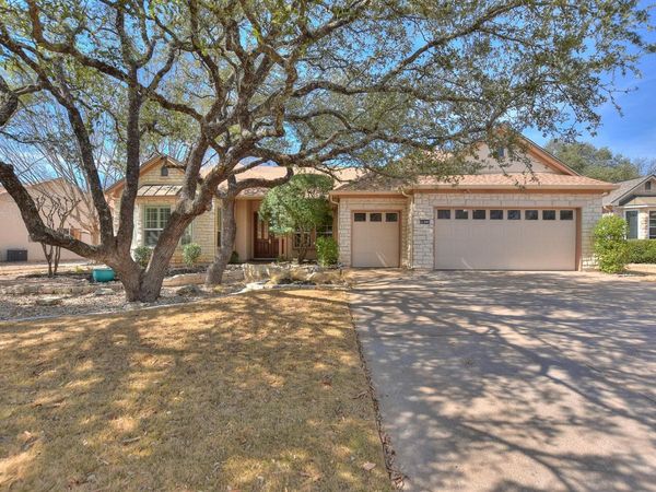 106 Longhorn TRL, Georgetown, TX 78633