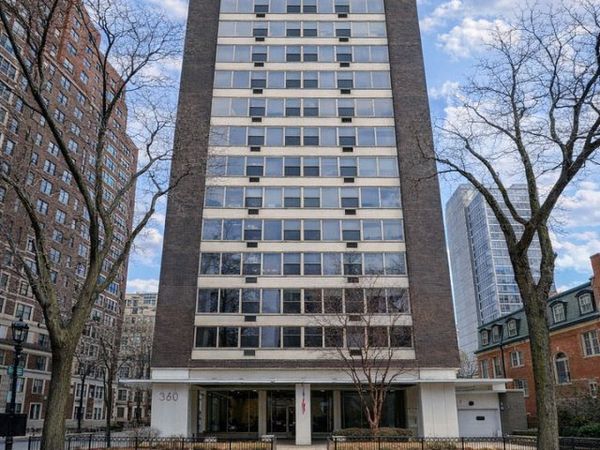 Unit 5E, Chicago, IL 60657