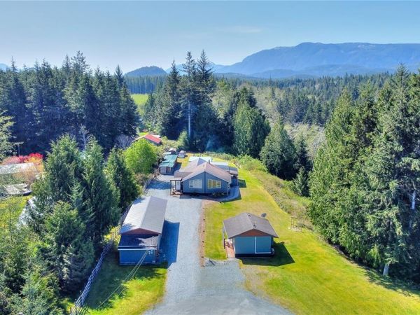 1101 Ewen Rd, Hyde Creek, BC V0N 2R0